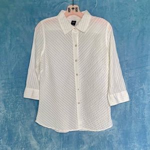 EUC Gap 3/4-sleeves white cotton button-front collared shirt